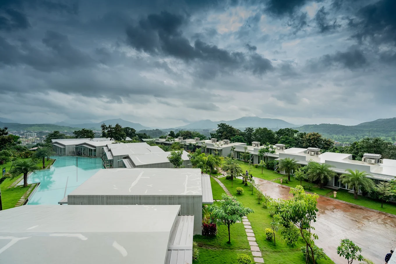 Top Resorts near Mumbai